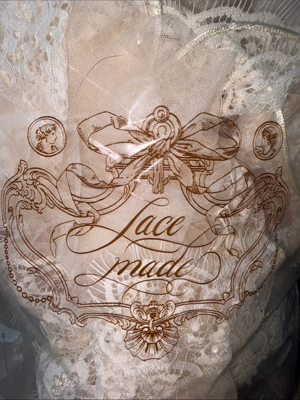 LaceMade Elbertha
Corset Lace Dress Cream
Size Small NWT
